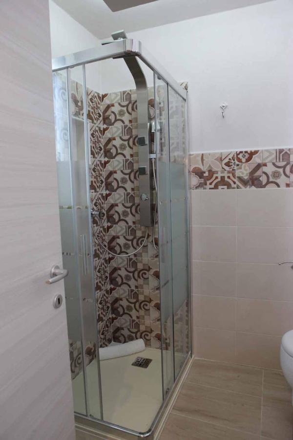 Afrodite Luxury Suite Veglie Exterior photo